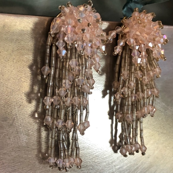 SOLD Vintage Soft Pink Multidimensional Earrings - Picture 3 of 5